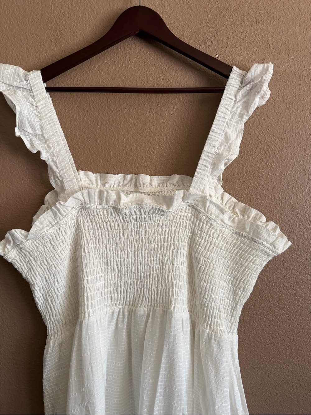 Eloquii White Smocked Dress with Ruffled Trim Size 26/28 NWT - Picture 10 of 12